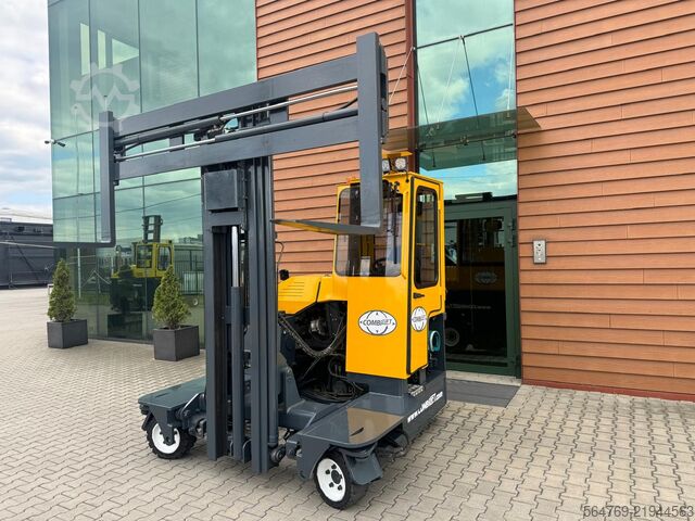 Vierwegvorkheftruck Combilift C2500 / Compact / Wide positioner