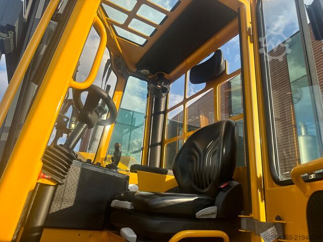 4 Way Forklift Combilift C6000 / LPG / 2017 year/ Free lift