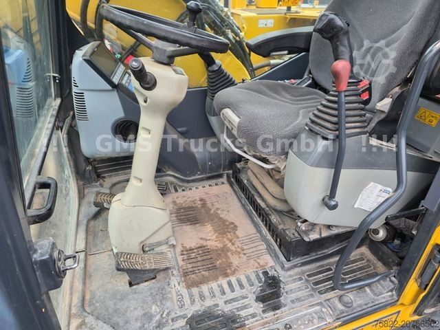 Mobile excavator KOMATSU PW 148 / NUR 5400h / Lehnhoff MS 10 / 2 Löffel