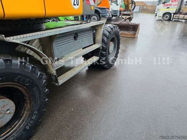 Mobiele graafmachine LIEBHERR A 918 / Liku Fix / German