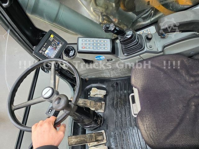 Mobiele graafmachine LIEBHERR A 918 / Liku Fix / German