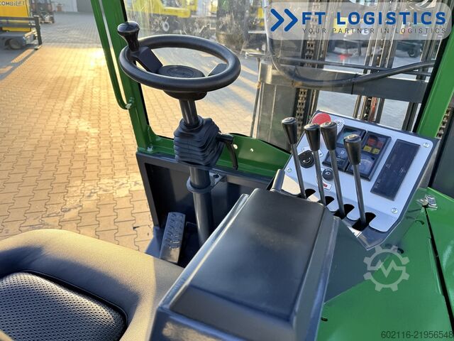 Carrello elevatore a 4 direzioni Combilift C2500CB DIESEL TRIPLEX 5500 POSITIONER
