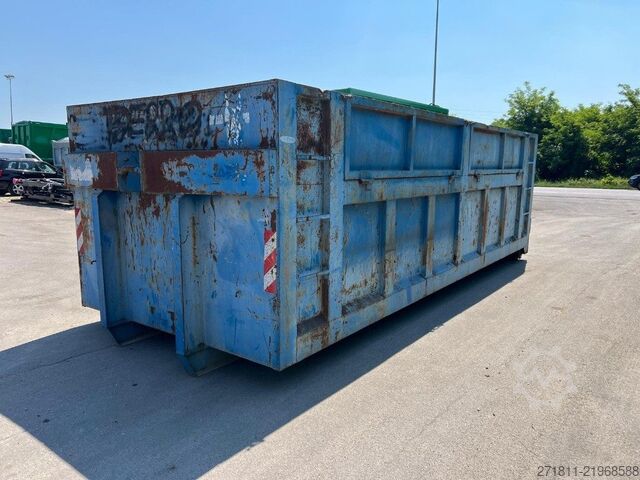 Roll-off container  CONTAINER SCARRABILE USATO A CIELO APERTO