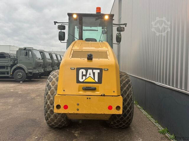 Single drum roller Caterpillar CS64B