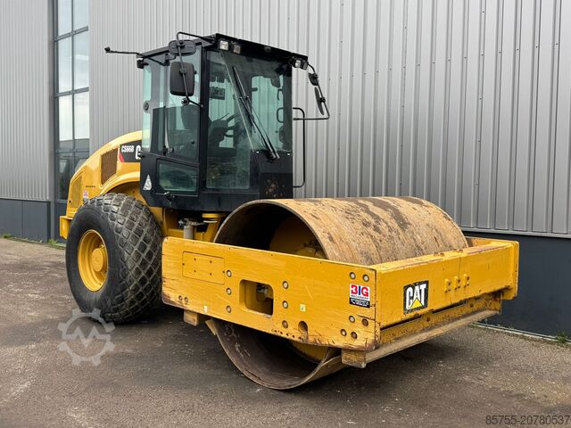 Single drum roller Caterpillar CS66B