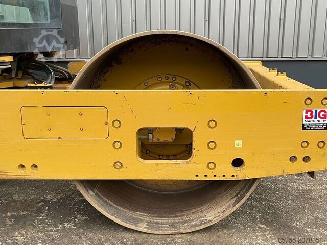 Single drum roller Caterpillar CS66B