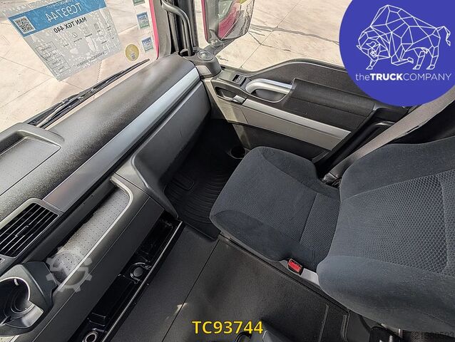 Estándar-SZM MAN TGX 440