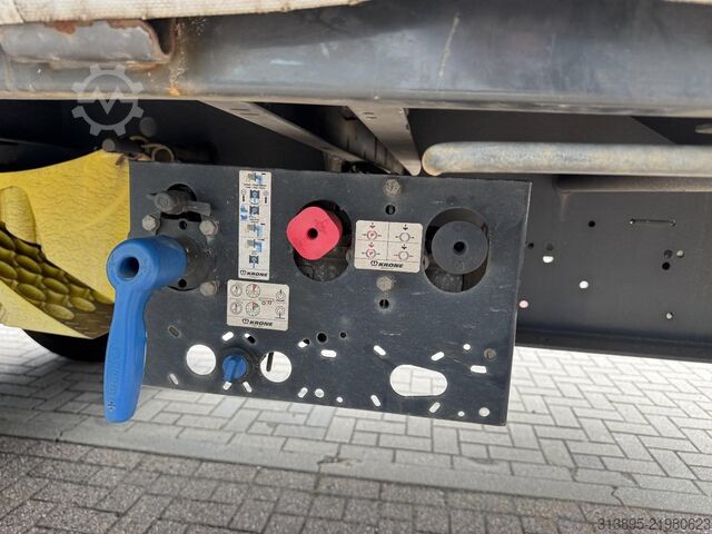 Schiebeplanen Krone SD, Lift-Axle