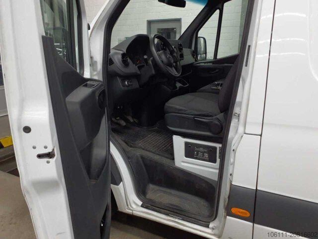 Magas tetős furgon MERCEDES-BENZ Sprinter 315 CDI/4325/4x2 RWD Hochdach/Kamera