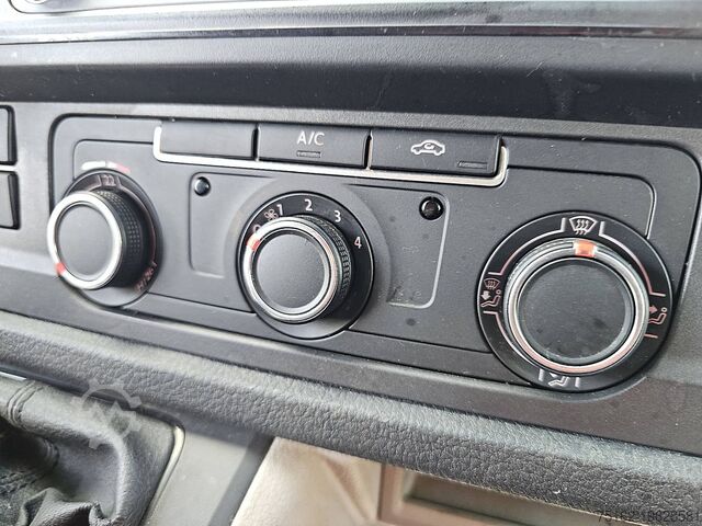 Bestelauto VOLKSWAGEN TRANSPORTER 2.0 TDI 150 E L2