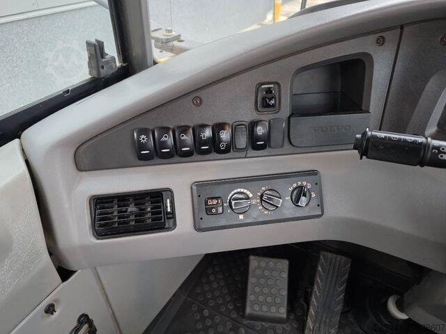 Φορτηγό ανατρεπόμενο Volvo A 30 G