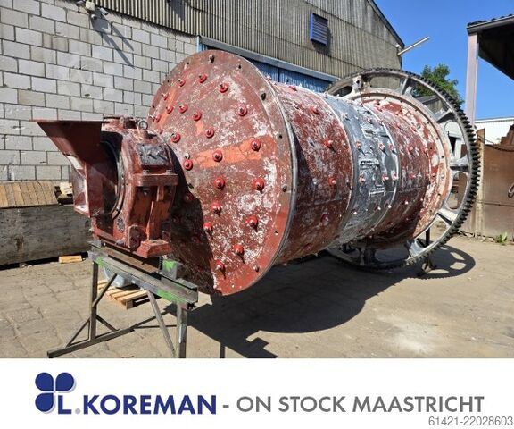 Σφαιρόμυλος Gebr. Pfeiffer  Ball mill Gebr. Pfeiffer