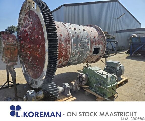 Σφαιρόμυλος Gebr. Pfeiffer  Ball mill Gebr. Pfeiffer