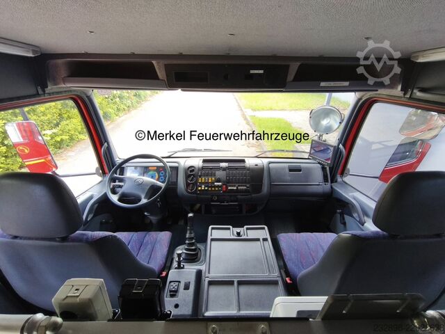 Feuerwehrfahrzeug Atego LF  8/6 Mercedes-Benz Atego 815
