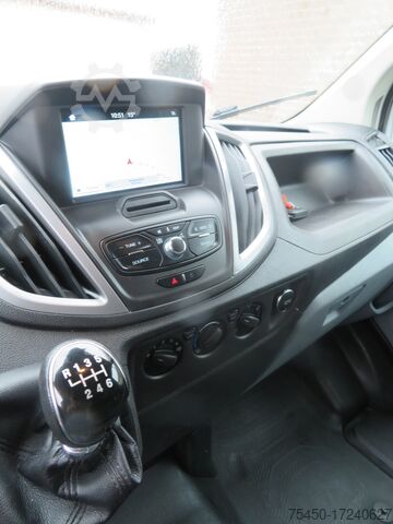 Kassevogn Ford Transit