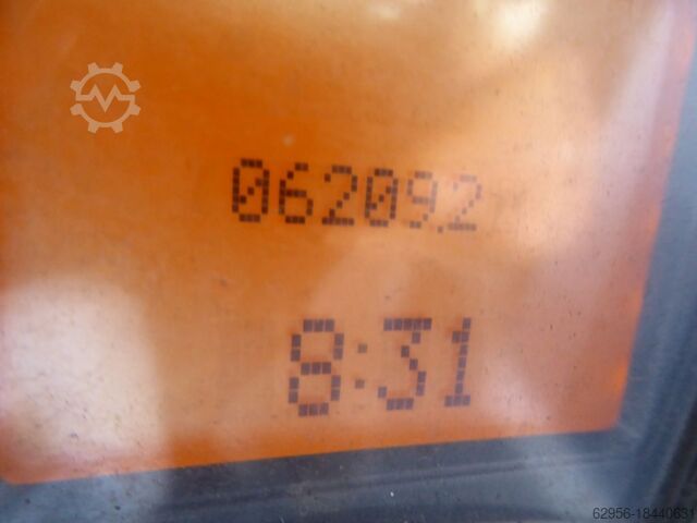 LPG-vorkheftruck Linde H35T-02