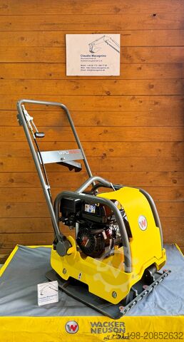 Compactor Wacker Neuson WPU 1550 A Rüttelplatte NEU
