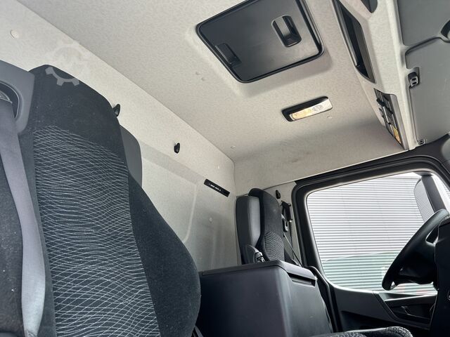 Gekoeld/bevroren transport Mercedes-Benz Actros 2124 / Carrier Supra 850 -30 gr / Koeler...