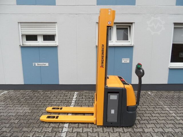 Traspallet manuale Jungheinrich EJC 214z - Initialhub (Basishub) - 5,35 m Triplex