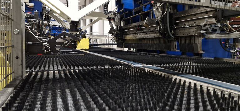 Blechbearbeitungszentrum WEMO B1250L2400