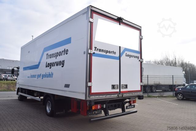 Hűtős teherautó MAN TGL 12.250 Kühlkoffer Thermoking 1200 Navi 7.30m