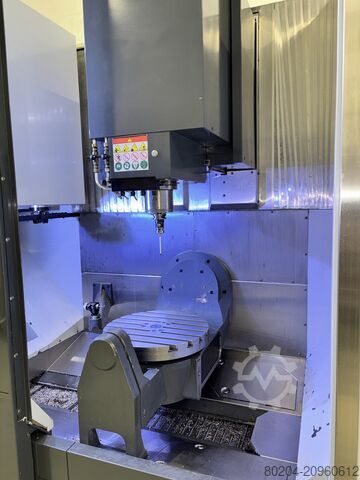 Verticale bewerkingscentrum HAAS umc 750