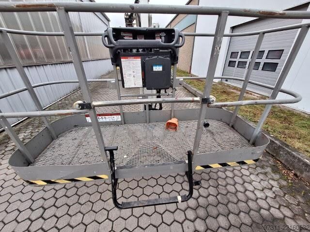 Plataforma de trabalho telescópica articulada Niftylift HR28 HYBRID 4X4