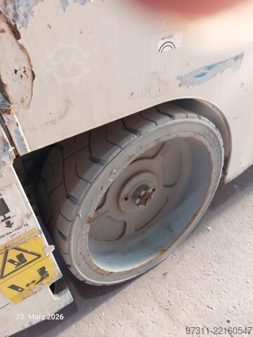Schaarlift Genie GS-3232
