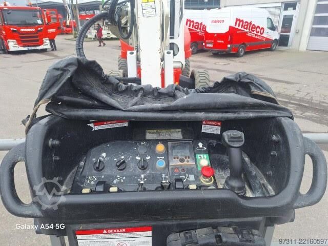 Csuklós teleszkópos munkaállvány Niftylift HR28 HYBRID 4X4