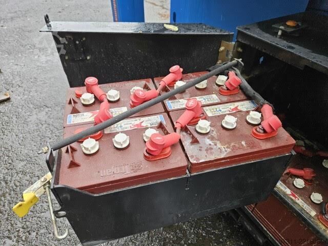Ollós emelő Genie GS-3369 BE