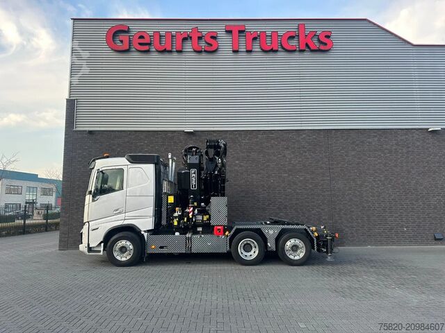 Ciężarówka z dźwigiem Volvo FH 520 6X2 TREKKER/TRACTOR/SZM MET FASSI F710RA...