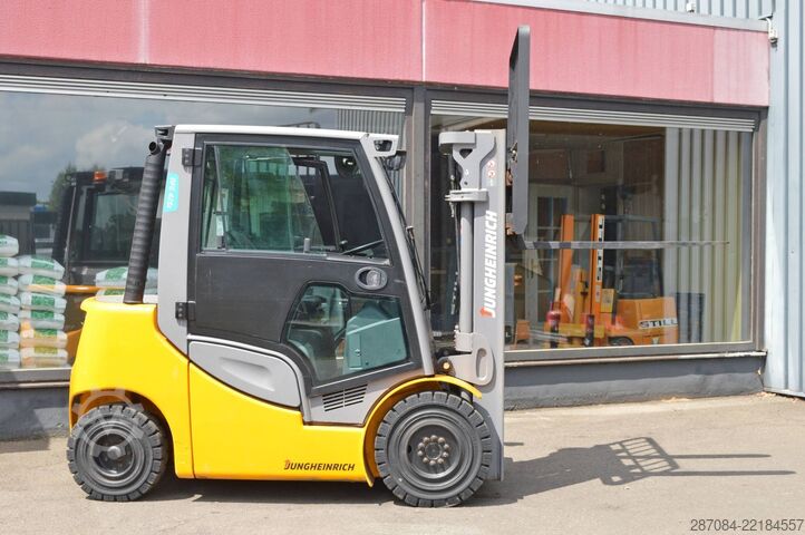 Gaffeltruck Jungheinrich DFG 425s