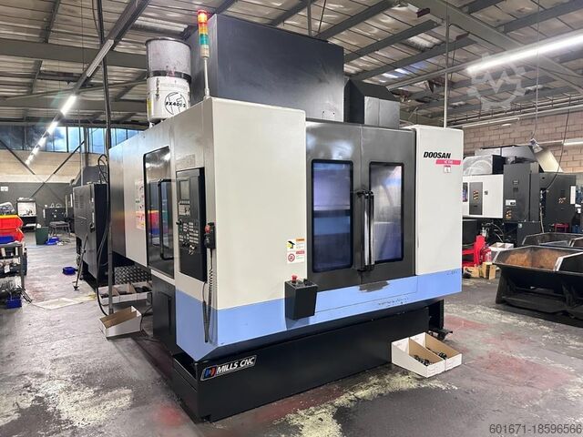 Freesmachine 2014 Doosan VC-510 (Twin pallet VMC)