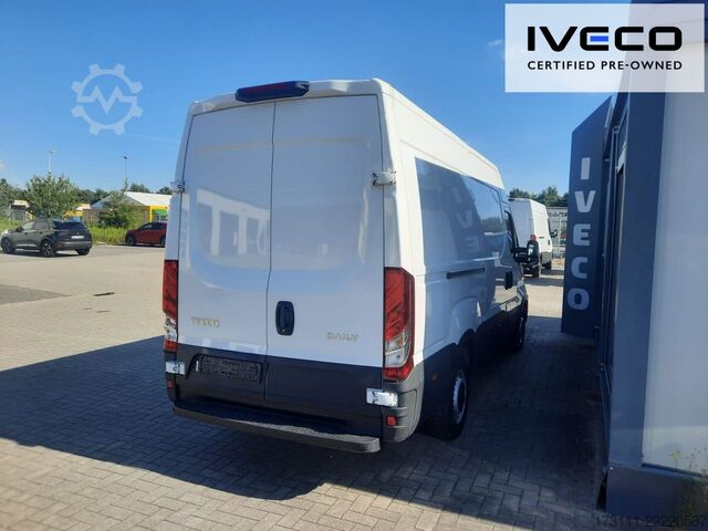 Hög tak skåpbil IVECO Daily 35S16V RS 3520L / Klima / Bluetooth
