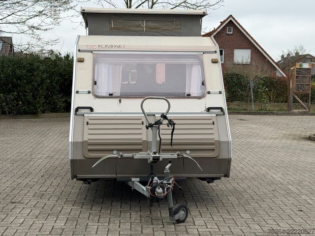 Lakókocsi KIP Kompakt KK 400 EK Wohnwagen Hubdach Küche