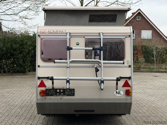 Lakókocsi KIP Kompakt KK 400 EK Wohnwagen Hubdach Küche