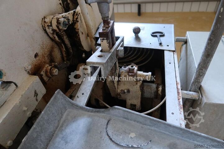 Benhil 8380 Butterfüll- und Verpackungsmaschine  