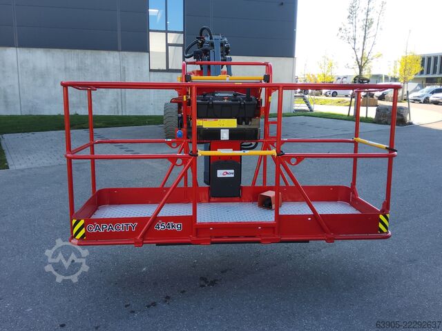 Teleskopisk arbejdsplatform Magni DTB28RT