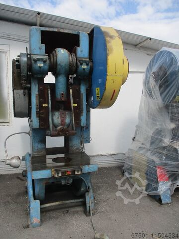 Prasa mimośrodowa - Prasa jednokolumnowa DIGEP SD 100 (2282)