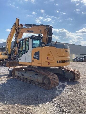 Rupsgraver LIEBHERR R920 Compact