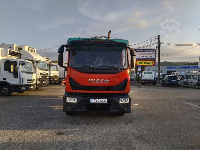 Vakuumtankwagen Iveco ML160E28