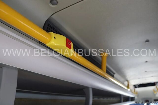 Minibus Otokar Navigo U / 7.8m  / Lift / Manual / Airco