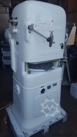 FORTUNA AUTOMATISK DOUGH DIVIDING MACHINE PRESS FORTUNA AUTOMAT PRESSE Teigteilmaschine Gr.3