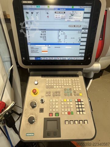 Centro de maquinagem universal DMG MORI DMU 40 eVo linear