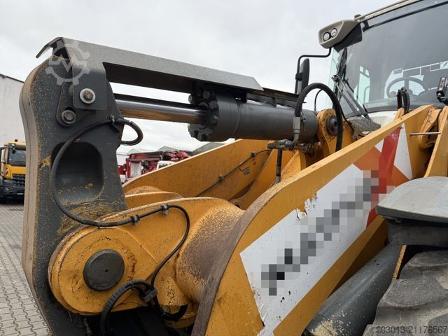 Hjullæsser LIEBHERR L566 XPower Radlader 27,5 Ton *11.900 h *Waage