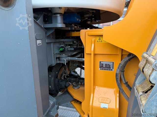 Hjullæsser LIEBHERR L566 XPower Radlader 27,5 Ton *11.900 h *Waage