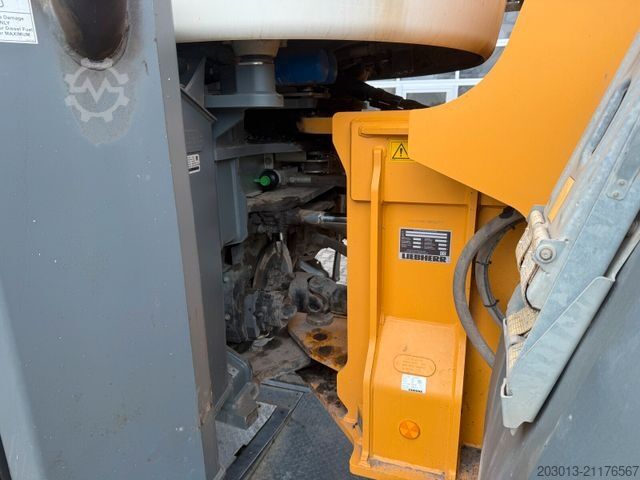 Hjullæsser LIEBHERR L566 XPower Radlader 27,5 Ton *11.900 h *Waage