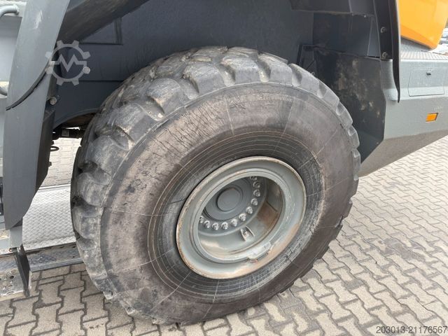 Hjullæsser LIEBHERR L566 XPower Radlader 27,5 Ton *11.900 h *Waage