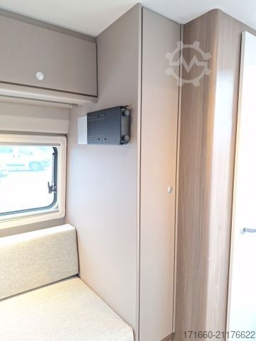 Lakóautó CARADO pro CV 541