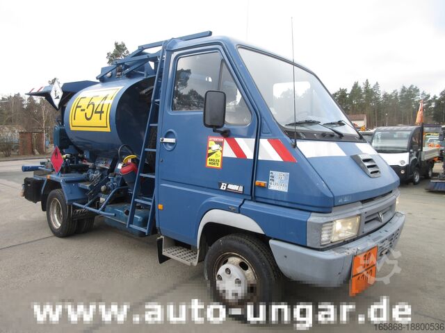 Tartályos pótkocsi Renault B110 Titan Aviation AVGas Refueller Jet
